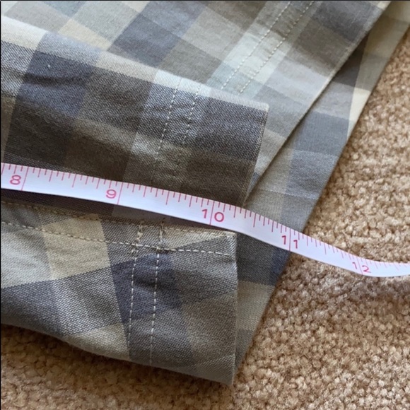 Lululemon Men’s Plaid Shorts - Picture 2 of 7